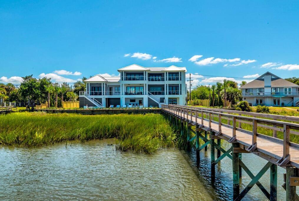 New Waterfront Home With Deep Water Dock Isle of Palms Exterior photo