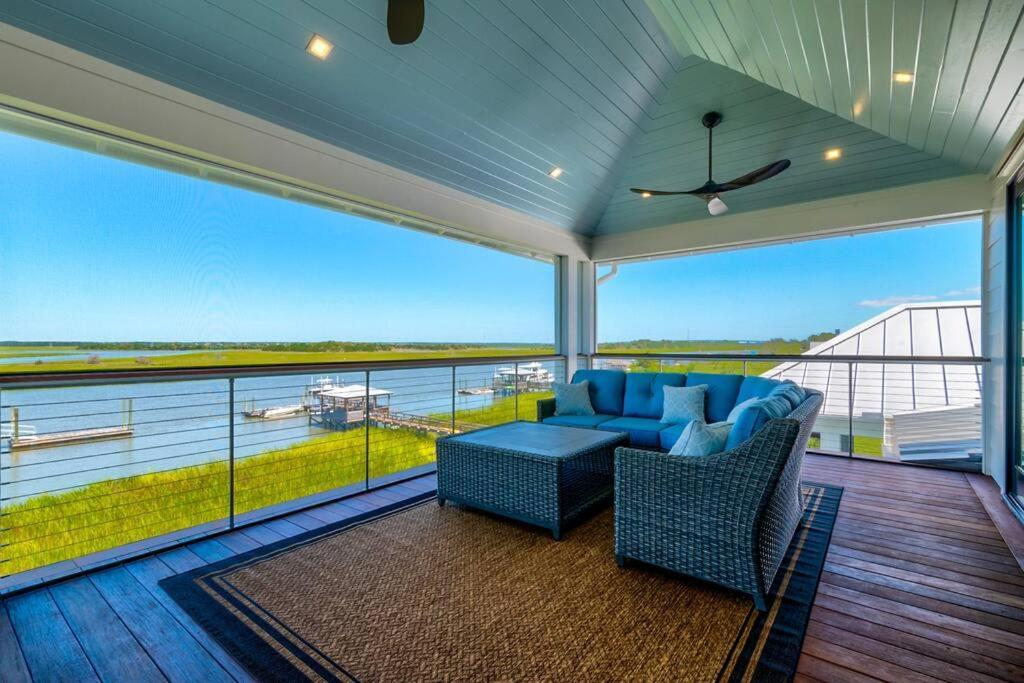 New Waterfront Home With Deep Water Dock Isle of Palms Exterior photo