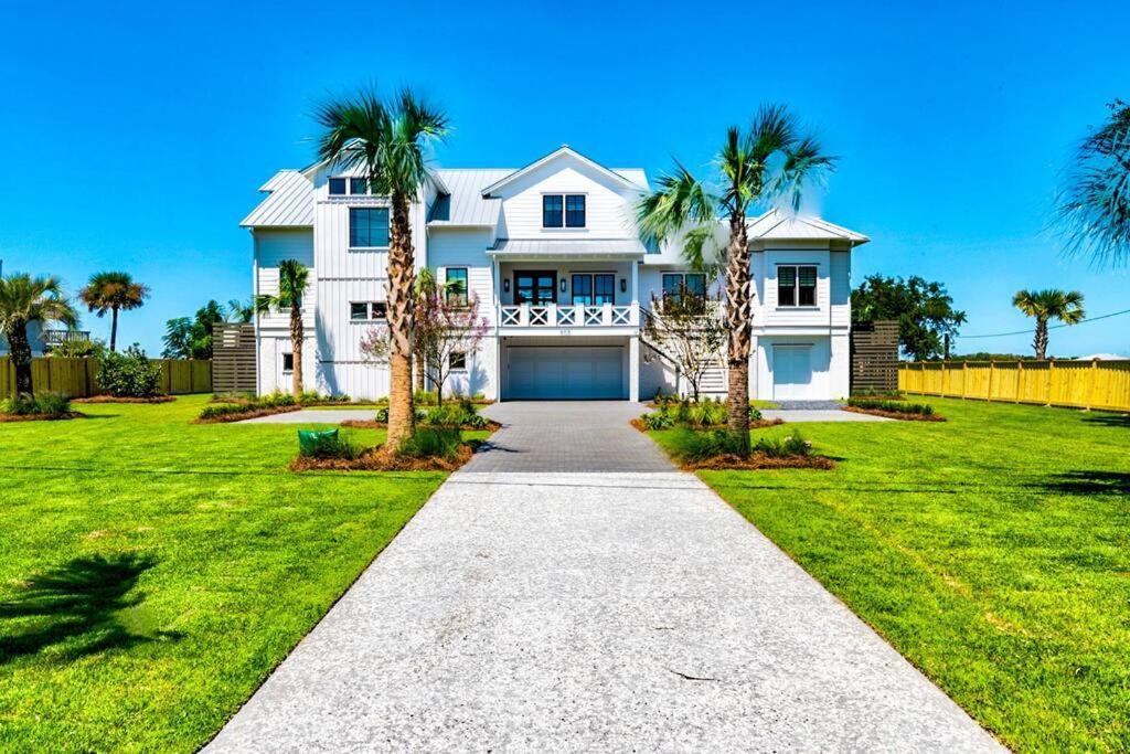 New Waterfront Home With Deep Water Dock Isle of Palms Exterior photo