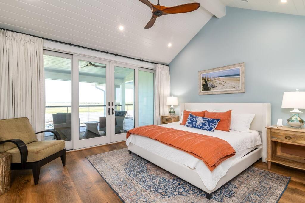 New Waterfront Home With Deep Water Dock Isle of Palms Exterior photo